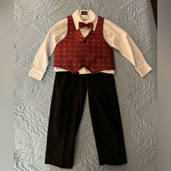 EUC Boys Formal Set - Picture 3 of 3